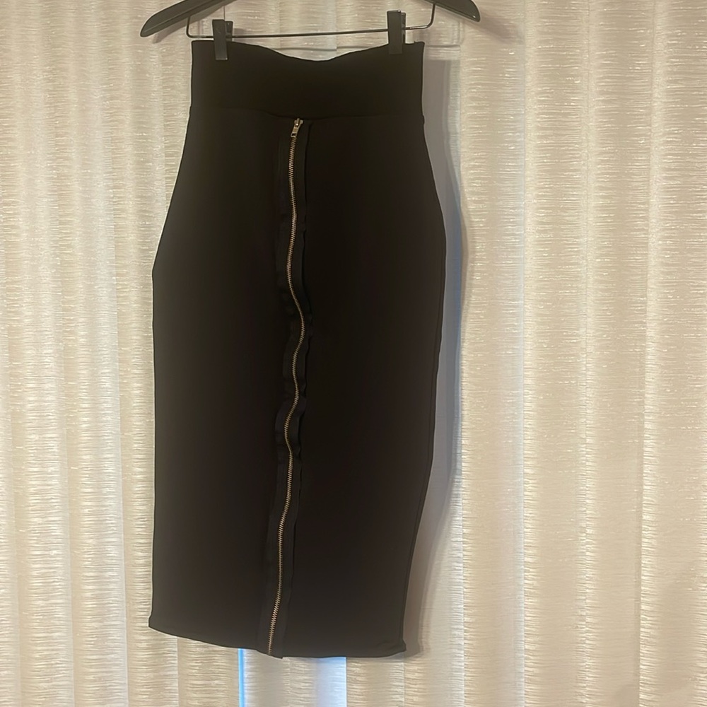 Midi Skirt with Gold Zipper - Picture 4 of 5